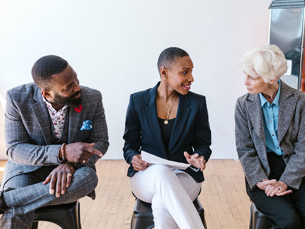 Africanamerican-woman-talking-on-a-meeting